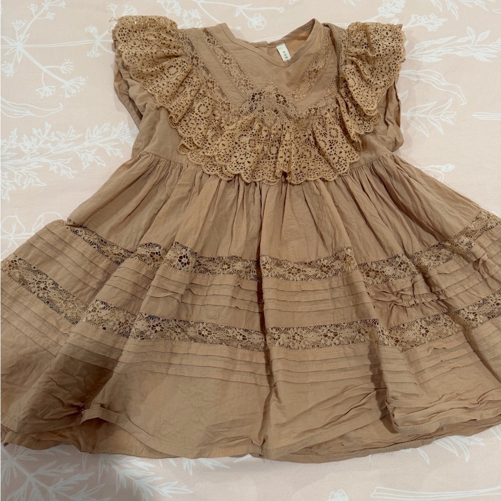 Girls Peachy Brown Lace-Trim Classic Dress